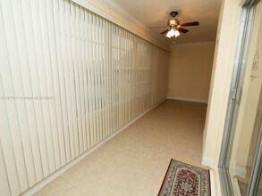 2121 NE 42nd Ct in Lighthouse Point, FL - Building Photo - Building Photo