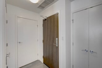 35 W 2nd Ave in Vancouver, BC - Building Photo - Building Photo