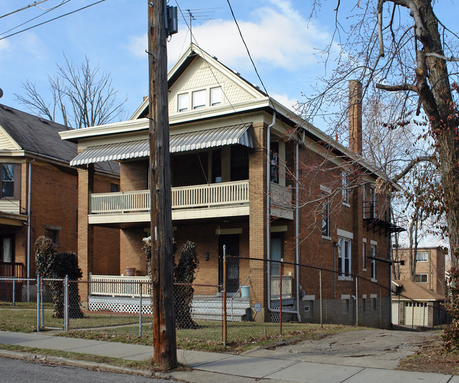 2641 Melrose Ave in Cincinnati, OH - Building Photo - Building Photo