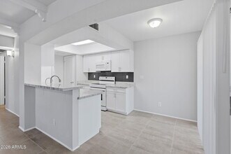 780 E Eugie Ave in Phoenix, AZ - Building Photo - Building Photo