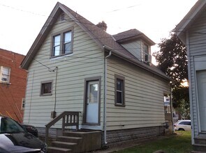 2252 Neil Ave in Columbus, OH - Foto de edificio - Building Photo