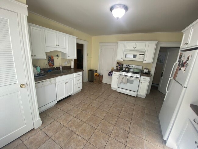 15 Bolton St, Unit 2T