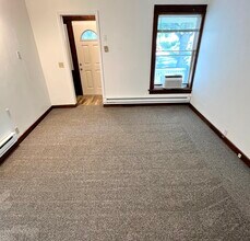 3260 Starr St, Unit 2 in Lincoln, NE - Building Photo - Building Photo