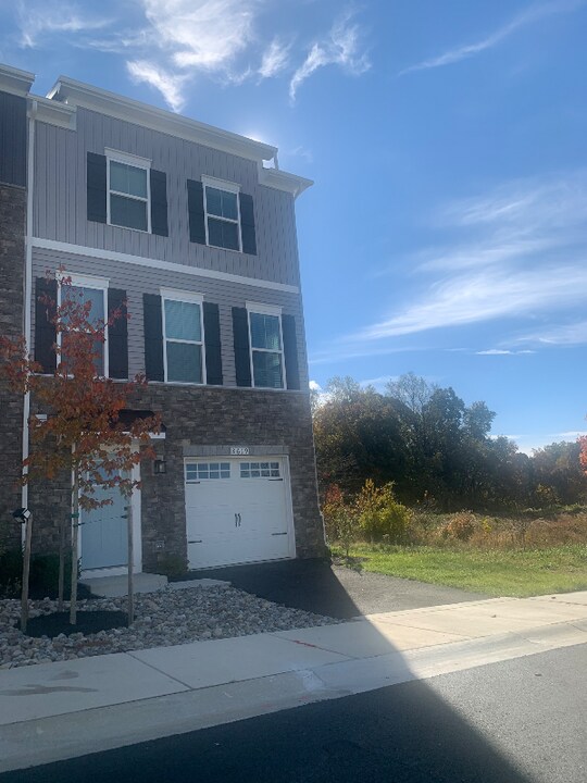 8619 Asher Ct in Laurel, MD - Building Photo