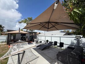 417 N F St in Lake Worth Beach, FL - Building Photo
