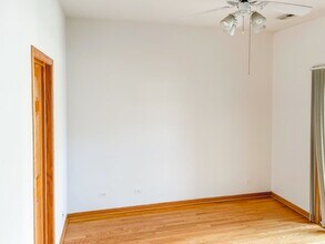 2714 N Wayne Ave, Unit 2D in Chicago, IL - Building Photo - Building Photo