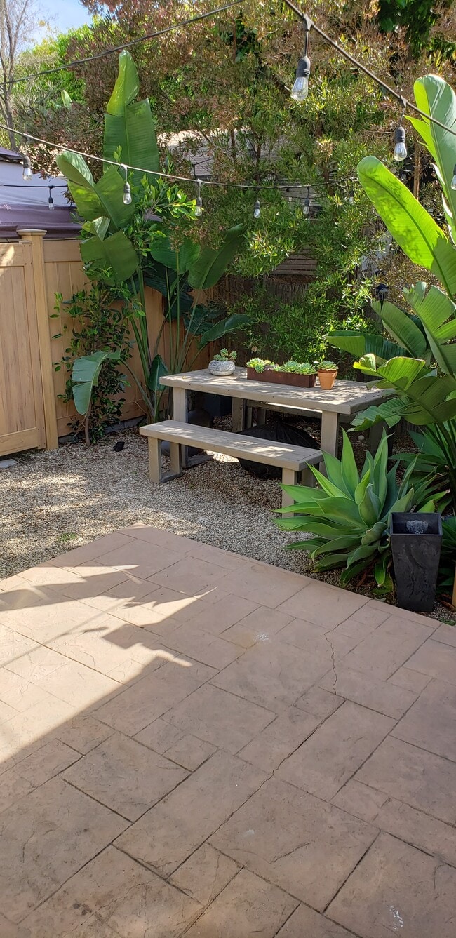 503 Bay St, Unit B in Santa Monica, CA - Building Photo - Building Photo