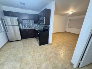 111 SW 11th Ave in Fort Lauderdale, FL - Foto de edificio - Building Photo