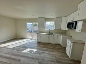 9636 S Harvard Blvd in Los Angeles, CA - Building Photo - Building Photo