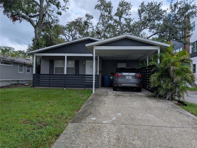 342 21st Ave S in St. Petersburg, FL - Building Photo