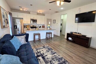 2704 Sam Wilson St, Unit SI ID1391353P in Houston, TX - Building Photo - Building Photo