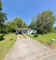 101 Grand Blvd in Chickasaw, AL - Building Photo