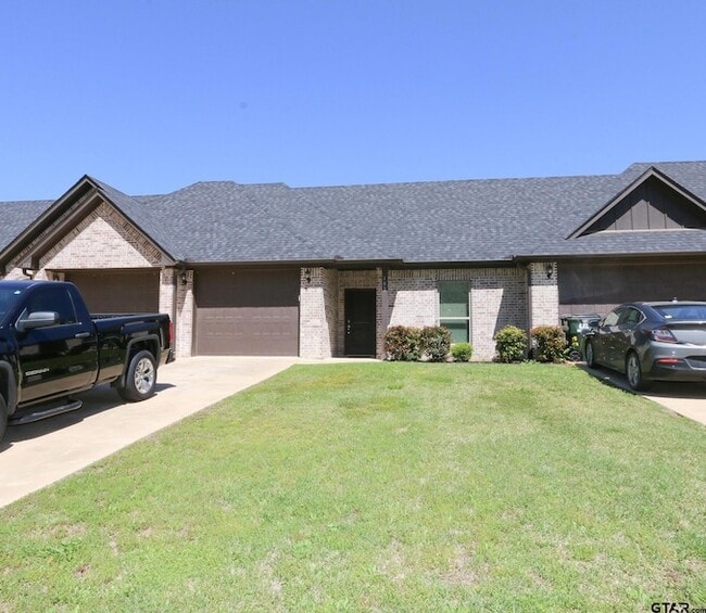 11170 County Rd 167 in Tyler, TX - Foto de edificio - Building Photo