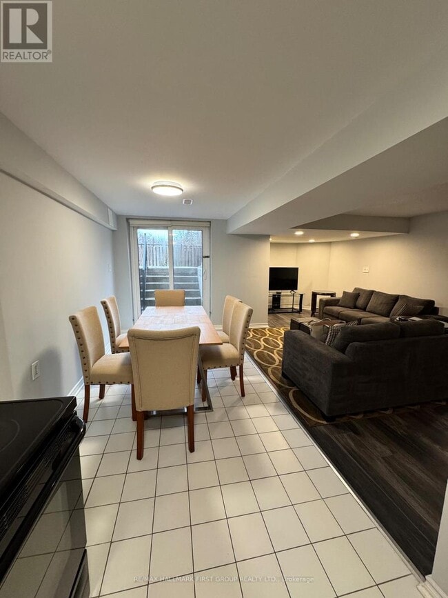 1385 Ferncliff Cir in Pickering, ON - Building Photo - Building Photo