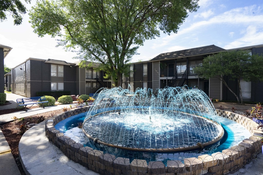 Providence at Memorial in Houston, TX - Foto de edificio
