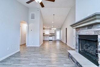 352 Greymark Ln in Boiling Springs, SC - Building Photo - Building Photo