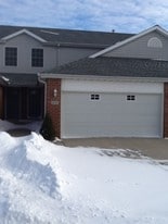 833 Lowell Ave in Erie, PA - Building Photo