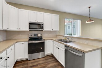 14290 Reflection Lakes Dr in Ft. Myers, FL - Building Photo - Building Photo