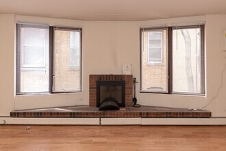 622 W Wellington Ave, Unit 21 in Chicago, IL - Building Photo - Building Photo