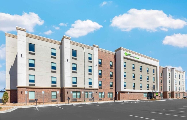 Furnished Studio-Denver International Airport