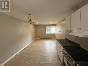 1435 Morisset Ave in Ottawa, ON - Building Photo - Building Photo