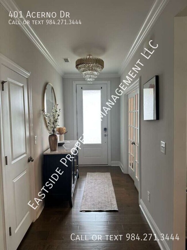 401 Acerno Dr in Fuquay Varina, NC - Building Photo - Building Photo