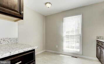613 Concerto Ln in Silver Spring, MD - Building Photo - Building Photo