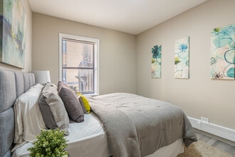 4611 South Drexel Blvd in Chicago, IL - Building Photo - Interior Photo