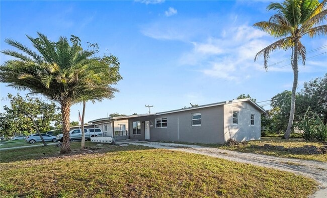 property at 701 N 70th Ave