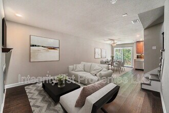 6295 NE 44th St in Kansas City, MO - Building Photo - Building Photo