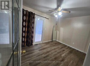 17 Seaborn Rd in Brampton, ON - Building Photo - Building Photo