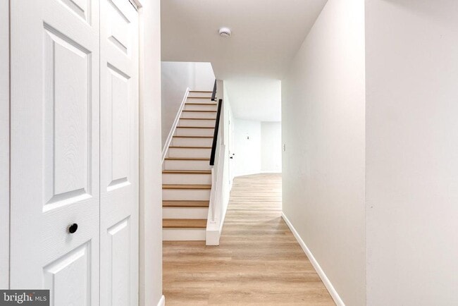 6905 Jones View Dr in Baltimore, MD - Building Photo - Building Photo