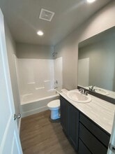 2443 3rd St SE in East Wenatchee, WA - Building Photo - Building Photo