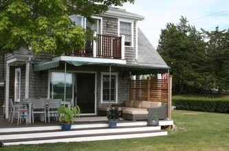 2 Florence St in Westport, MA - Building Photo - Building Photo