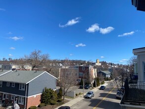 901 Saratoga St, Unit UNIT 3 in Boston, MA - Building Photo - Building Photo