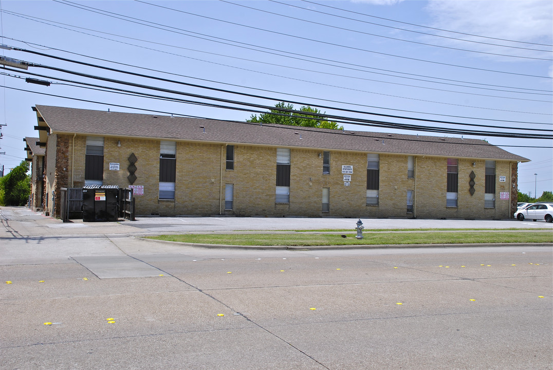 Allandell Apartments in Garland, TX - Foto de edificio