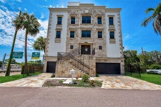 3087 Cherry Ln in Clearwater, FL - Building Photo - Building Photo