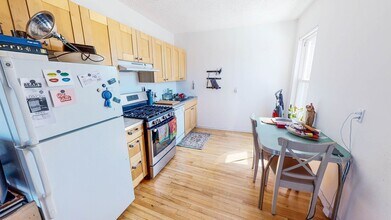 924 State St-Unit -Unit 5 in New Haven, CT - Building Photo - Building Photo