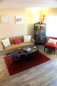 Building Photo - College Town Apartamentos in Tucson, Arizona