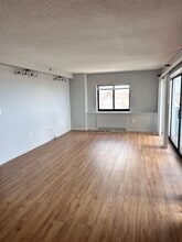 300 Lynn Shore Dr, Unit # 908 in Lynn, MA - Building Photo - Building Photo