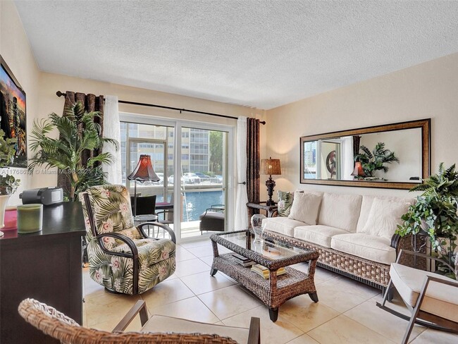 property at 2600 Diana Dr