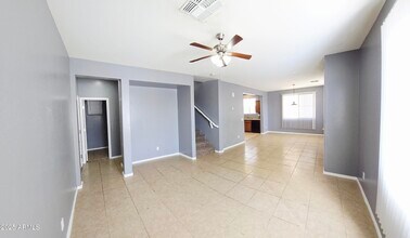 587 S Buena Vista Ct in Gilbert, AZ - Building Photo - Building Photo