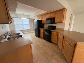 12812 Lost Hill Walk in Louisville, KY - Building Photo - Building Photo