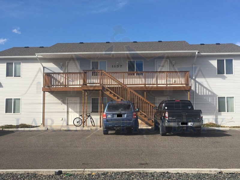 1137 E Arnold St in Laramie, WY - Building Photo