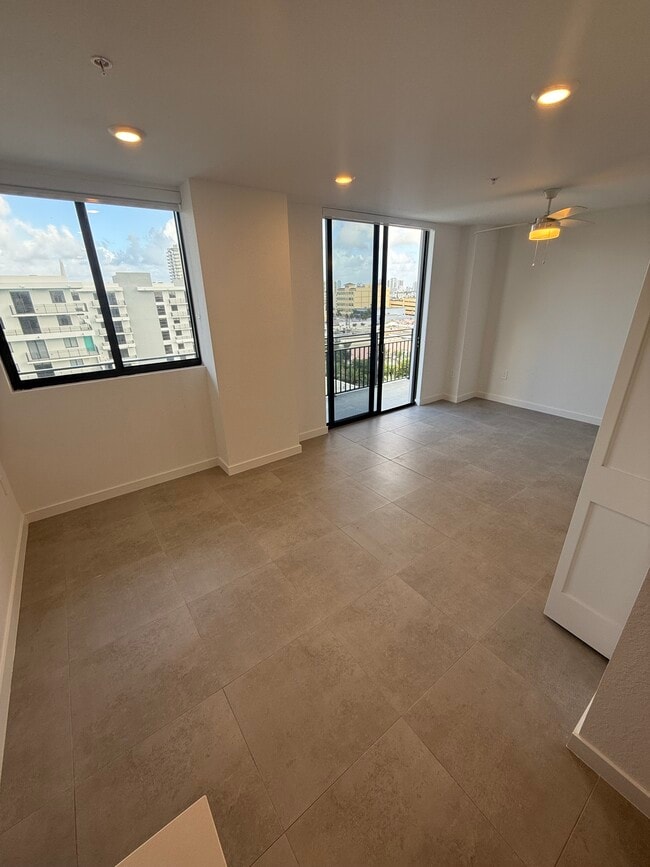 406 N 20th Ave, Unit S12 in Hollywood, FL - Building Photo - Building Photo