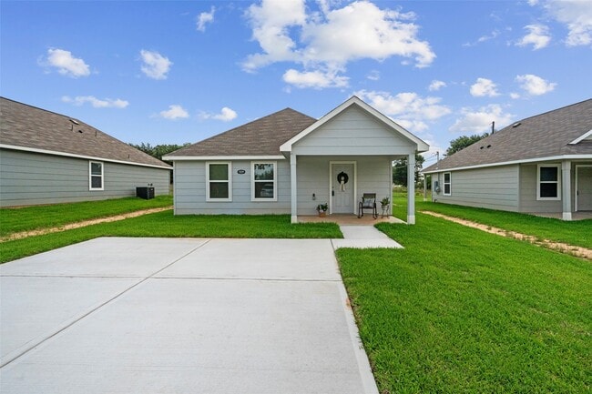 1434 25th St in Hempstead, TX - Building Photo - Building Photo