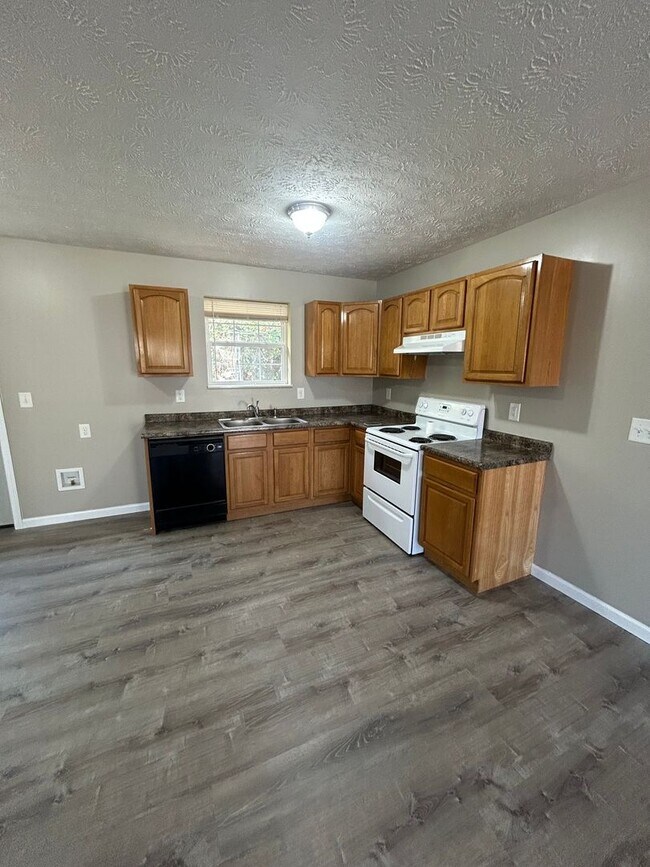 1405 Clintwood Ct in Jefferson City, TN - Building Photo - Building Photo