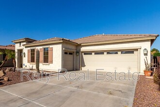 14832 S Luna Dr in Litchfield Park, AZ - Building Photo - Building Photo