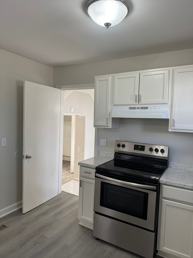 1108 Bell Grimes Ln in Nashville, TN - Building Photo - Building Photo