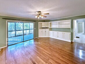 2723 Acton Rd in Vestavia Hills, AL - Building Photo - Building Photo